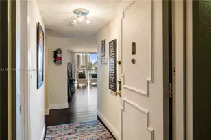 2750 NE 183rd St, Aventura, FL 33160 - Photo 16