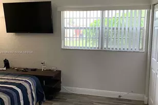 3737 NW 20th St, Lauderdale Lakes, FL 33311 - Photo 18