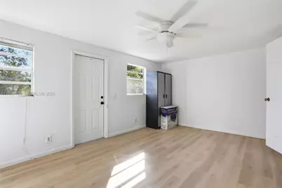 16244 E Grand National Dr, Loxahatchee, FL 33470 - Photo 18