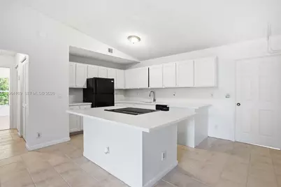 16244 E Grand National Dr, Loxahatchee, FL 33470 - Photo 22