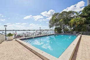 2201 Brickell Ave, Miami, FL 33129 - Photo 38