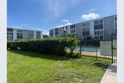 8730 N Sherman Cir #302, Miramar, FL 33025 - Photo 2