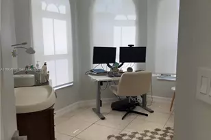 11177 NW 79th Ln, Doral, FL 33178 - Photo 14