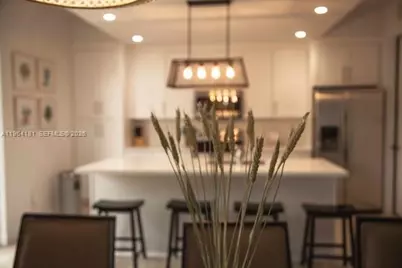 15105 SW 180th St, Miami, FL 33187 - Photo 2