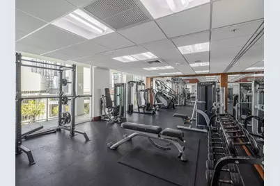 31 SE 5th St #3419, Miami, FL 33131 - Photo 32