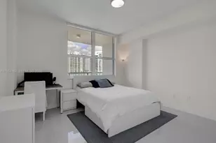 31 SE 5th St, Miami, FL 33131 - Photo 20