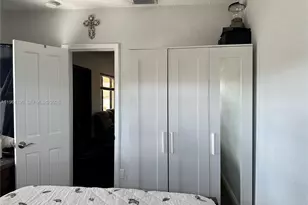 991 E 47th St, Hialeah, FL 33013 - Photo 12