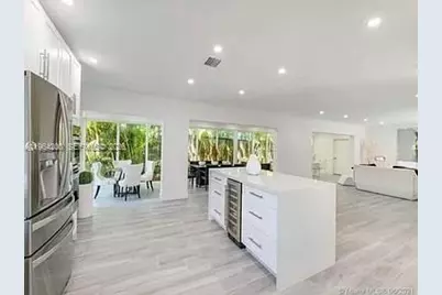 10 Prospect Dr, Coral Gables, FL 33133 - Photo 2