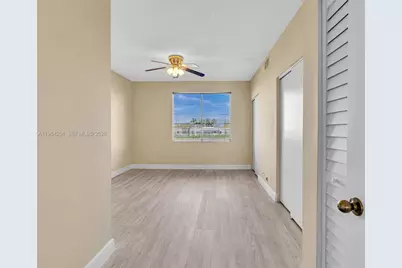 60 Key West Ct #60, Weston, FL 33326 - Photo 32