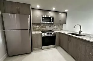 10625 SW 112th Ave, Miami, FL 33176 - Photo 2