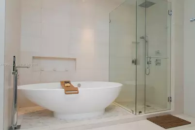 1425 Brickell Ave #58A, Miami, FL 33131 - Photo 10