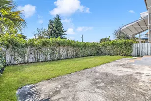 1176 NW 48th St, Miami, FL 33127 - Photo 20