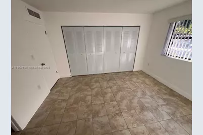 7220 NW 179th St #211, Hialeah, FL 33015 - Photo 10