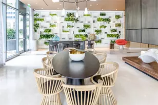 55 SW 9th St, Miami, FL 33130 - Photo 36