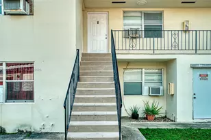 644 SW 10th St, Miami, FL 33130 - Photo 4