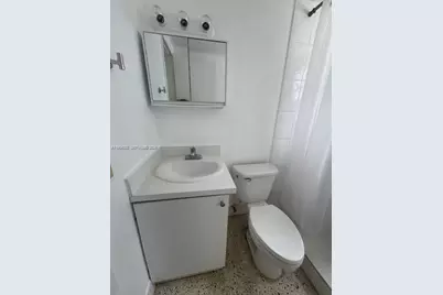 644 SW 10th St #2, Miami, FL 33130 - Photo 12