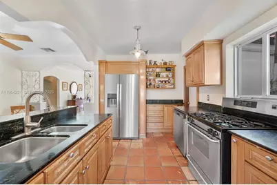 761 NE 95th St, Miami Shores, FL 33138 - Photo 24