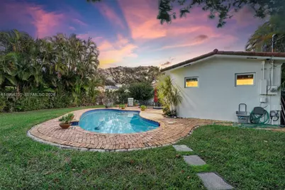 761 NE 95th St, Miami Shores, FL 33138 - Photo 8