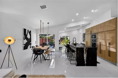 160 SW 206th Ave, Pembroke Pines, FL 33029 - Photo 10