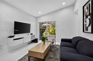 160 SW 206th Ave, Pembroke Pines, FL 33029 - Photo 14