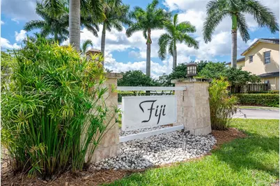 205 SE 29th Ter #2, Homestead, FL 33033 - Photo 2