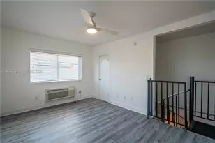 7315 Carlyle Ave, Miami Beach, FL 33141 - Photo 8