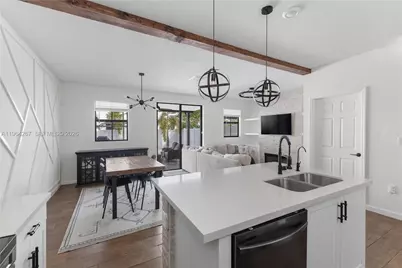 3419 W 105th Pl, Hialeah, FL 33018 - Photo 16