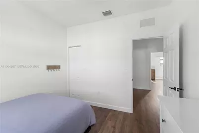 3419 W 105th Pl, Hialeah, FL 33018 - Photo 26