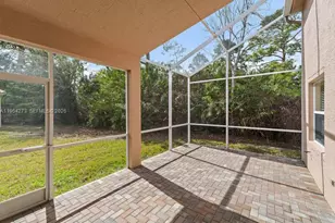 600 NW Treves Ct, Port Saint Lucie, FL 34986 - Photo 4