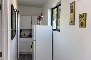 [Address not provided], Miami, FL 33176 - Photo 8