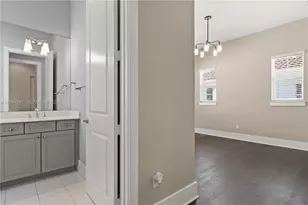 912 NE 17th Way, Fort Lauderdale, FL 33304 - Photo 32