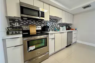 18011 Biscayne Blvd, Aventura, FL 33160 - Photo 2