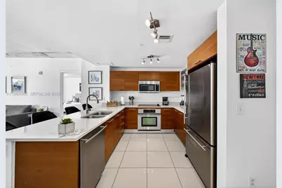3250 NE 1st Ave #502, Miami, FL 33137 - Photo 2