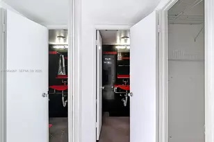 2801 NE 183rd St, Aventura, FL 33160 - Photo 32