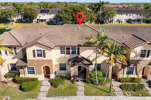 9011 SW 227th St, Cutler Bay, FL 33190 - Photo 2