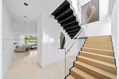 1031 W 48th St #6, Miami Beach, FL 33140 - Photo 8