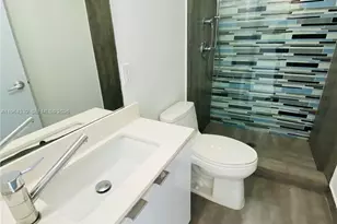 801 15th St, Miami Beach, FL 33139 - Photo 14