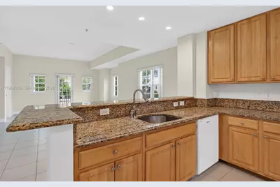 630 SW 1st Dr, Pompano Beach, FL 33060 - Photo 14