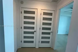 300 S Biscayne Blvd, Miami, FL 33131 - Photo 20