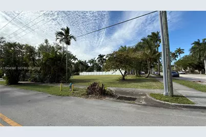 1000 Harrison St, Hollywood, FL 33019 - Photo 28