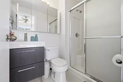 2 Simonton Cir, Weston, FL 33326 - Photo 18