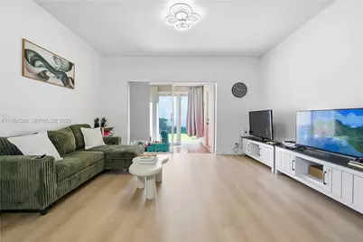 2 Simonton Cir, Weston, FL 33326 - Photo 1