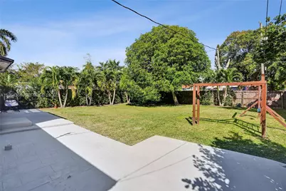 1517 Moffett St, Hollywood, FL 33020 - Photo 30