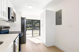 10675 NW 30th Pl, Sunrise, FL 33322 - Photo 6