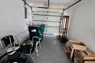 725 NW 123rd Ave, Miami, FL 33182 - Photo 16