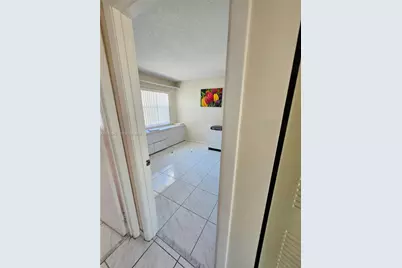 725 NW 123rd Ave, Miami, FL 33182 - Photo 8
