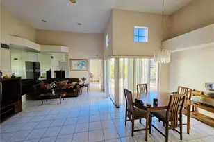 725 NW 123rd Ave, Miami, FL 33182 - Photo 4