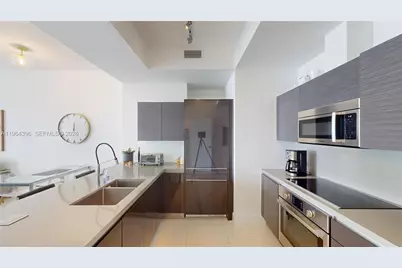 1080 N Brickell Ave #2804, Miami, FL 33131 - Photo 4