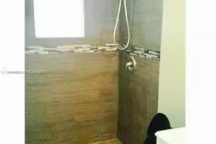 2402 NW 42nd St, Miami, FL 33142 - Photo 24