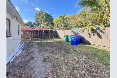 6322 NE 1st Pl, Miami, FL 33138 - Photo 26